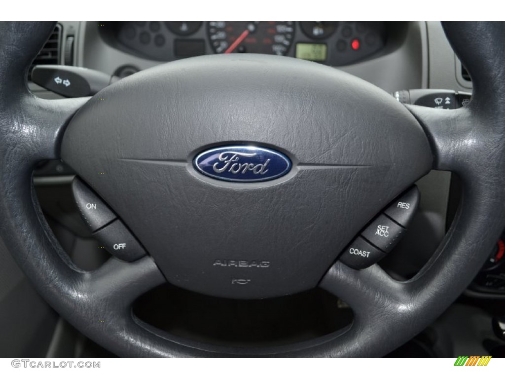 2005 Ford Focus ZX4 SE Sedan Dark Flint/Light Flint Steering Wheel Photo #78775577