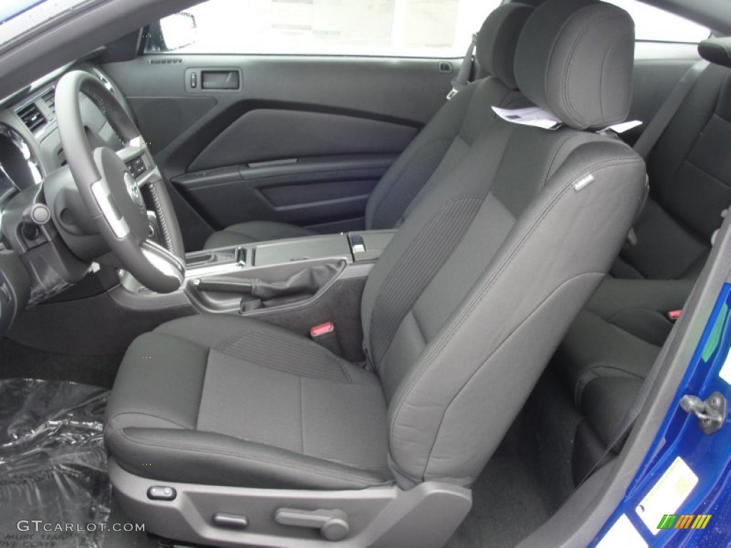 2014 Ford Mustang V6 Coupe Front Seat Photo #78775616