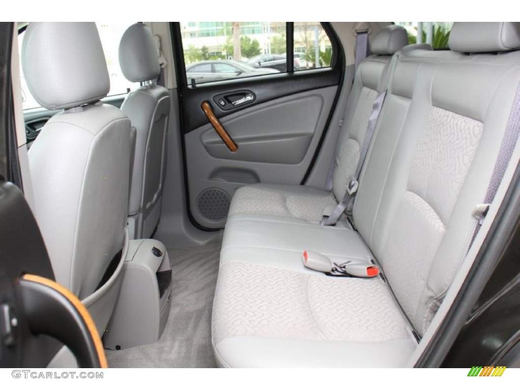 Gray Interior 2006 Saturn VUE V6 Photo #78776297