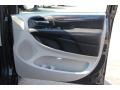 Dark Charcoal Pearl - Grand Caravan Express Photo No. 20