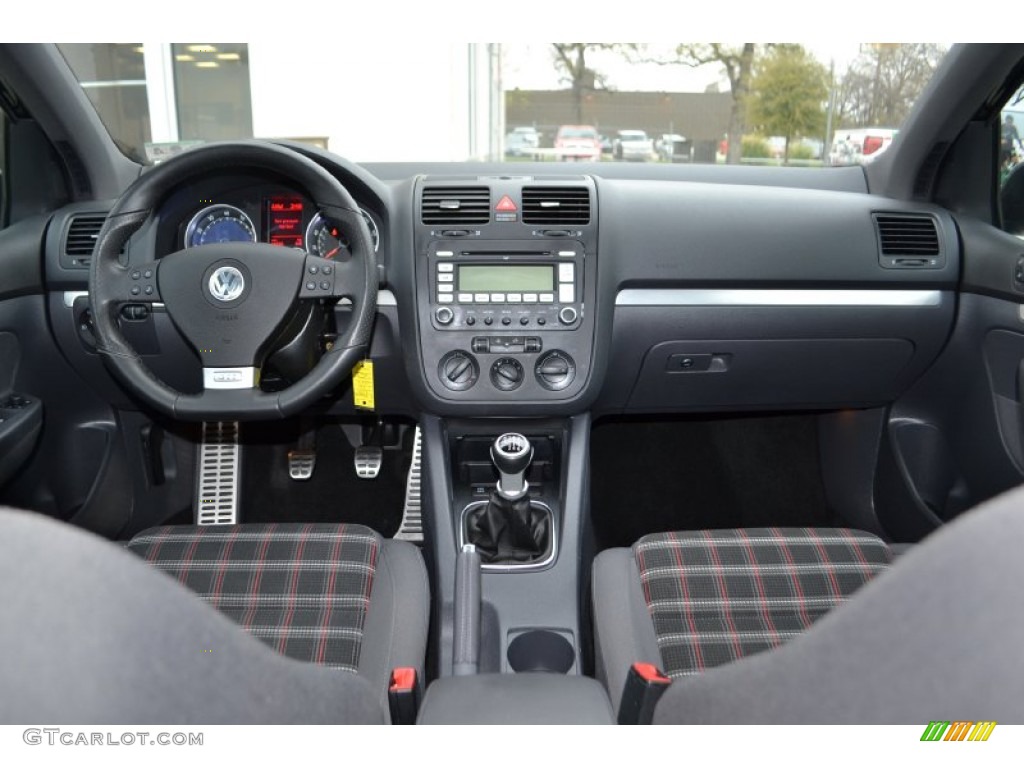 2009 Volkswagen GTI 4 Door Interlagos Black Cloth Dashboard Photo #78777866