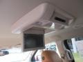 Ebony/Mojave Entertainment System Photo for 2013 Chevrolet Traverse #78778139