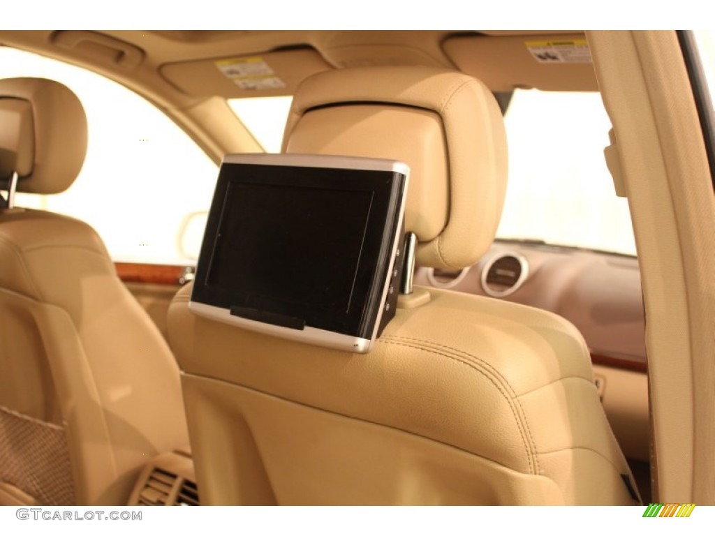2009 Mercedes-Benz GL 320 BlueTEC 4Matic Entertainment System Photo #78778247