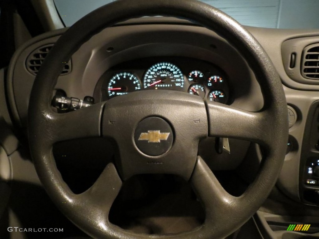 2008 Chevrolet TrailBlazer LT Light Gray Steering Wheel Photo #78778430