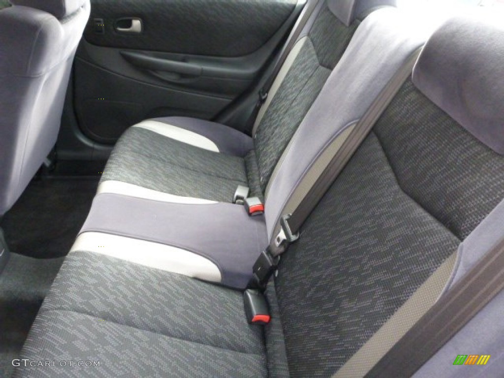 2001 Mazda Protege MP3 Rear Seat Photos