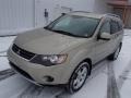 Desert Sand Metallic - Outlander XLS 4WD Photo No. 2