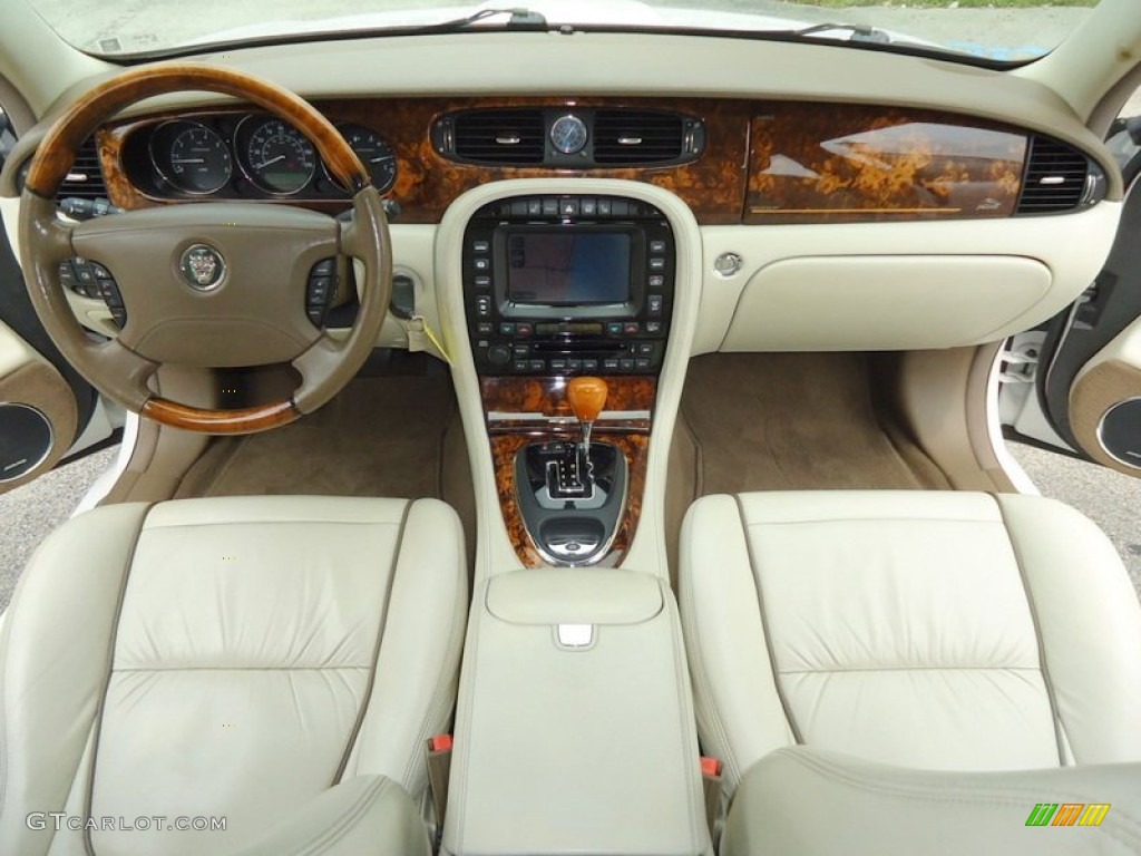 Ivory Interior 2005 Jaguar XJ Super V8 Photo #78785750