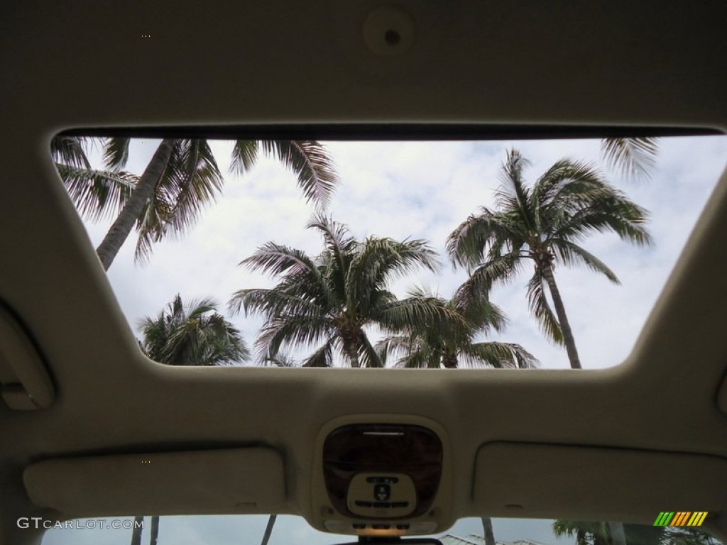 2005 Jaguar XJ Super V8 Sunroof Photos