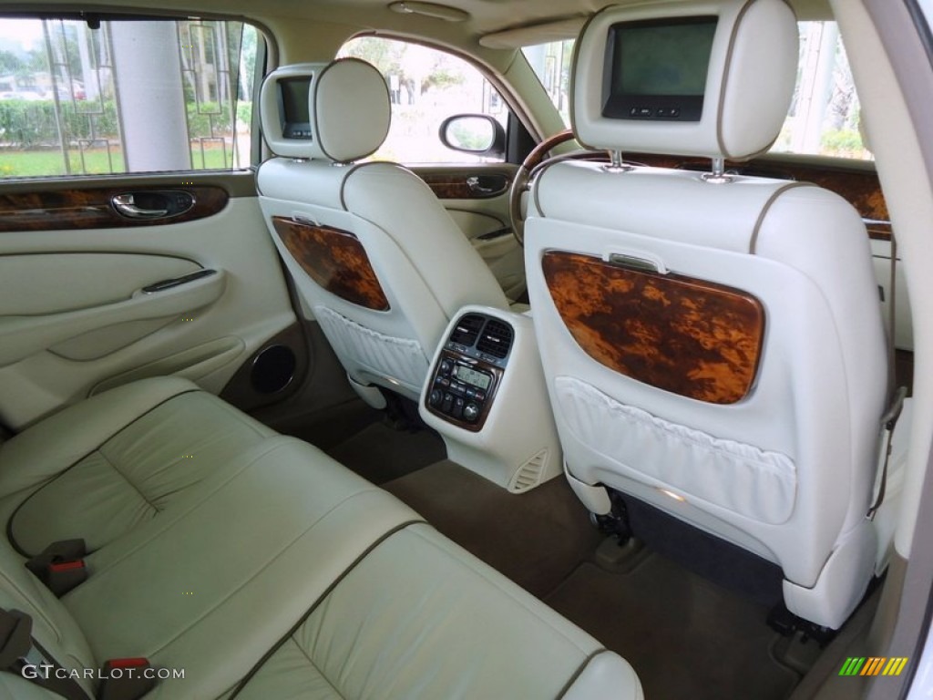 2005 Jaguar XJ Super V8 Rear Seat Photo #78786071