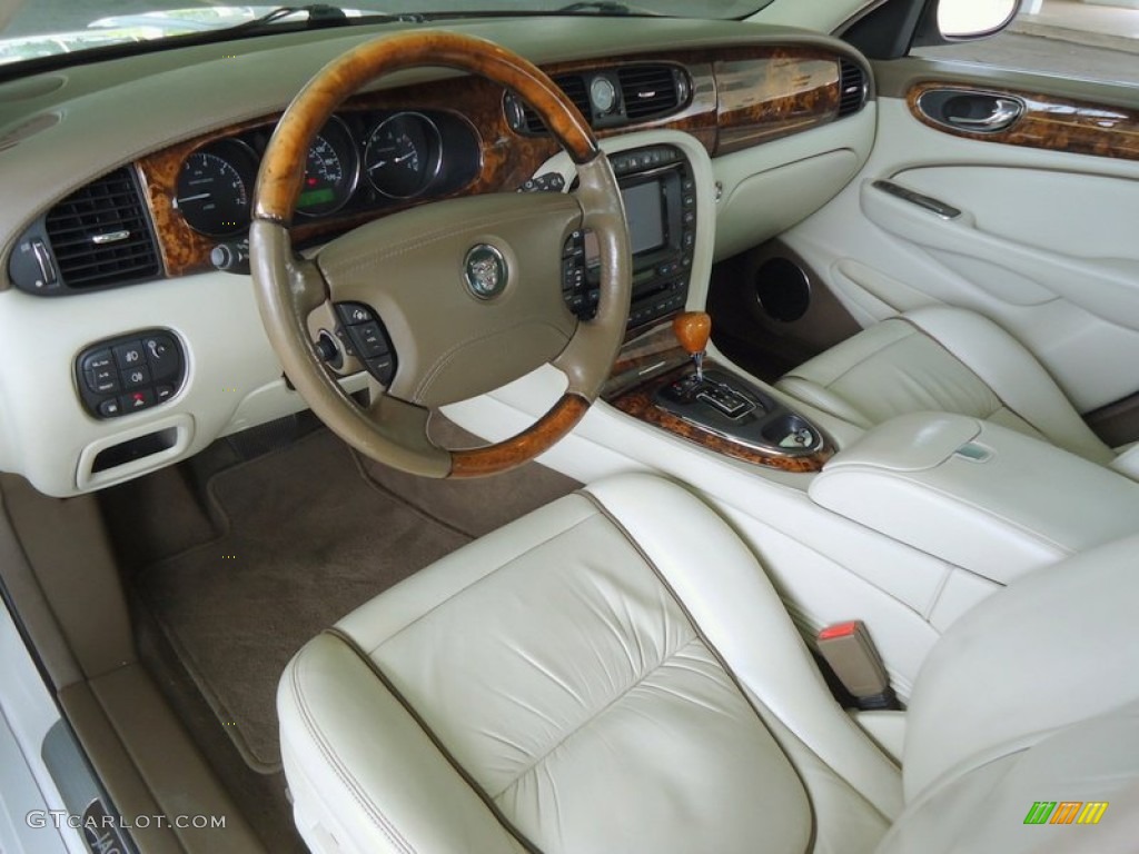 Ivory Interior 2005 Jaguar XJ Super V8 Photo #78786239