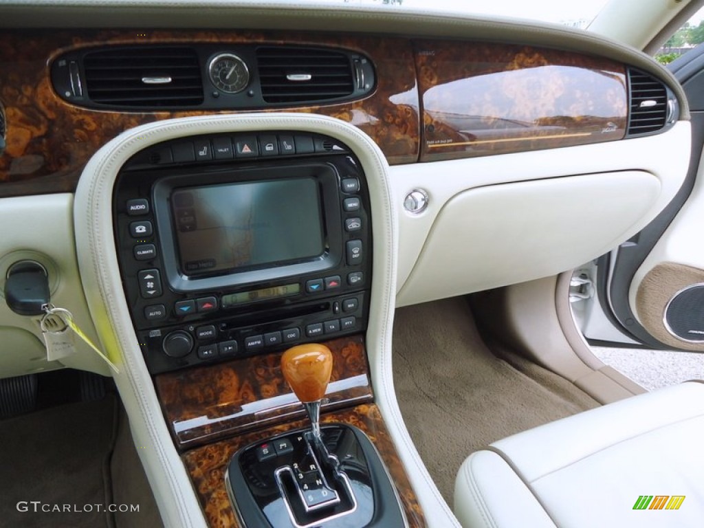 2005 Jaguar XJ Super V8 Ivory Dashboard Photo #78786301