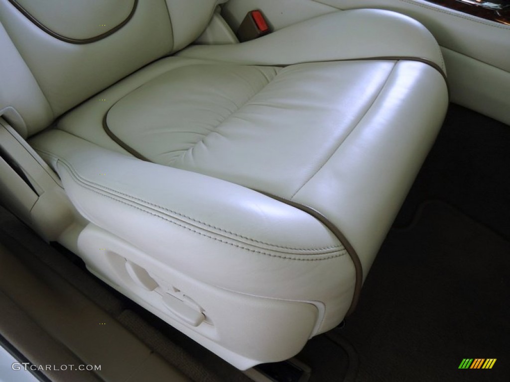Ivory Interior 2005 Jaguar XJ Super V8 Photo #78787336