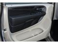 Sandstone - Grand Caravan Crew Photo No. 9