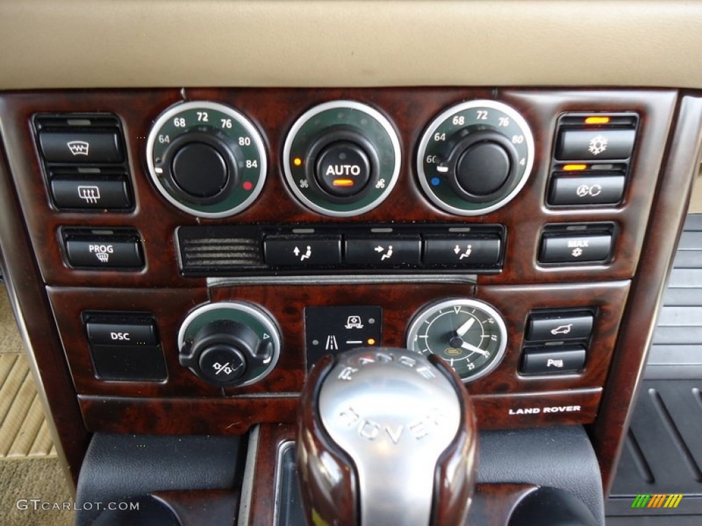 2004 Land Rover Range Rover HSE Controls Photo #78789188