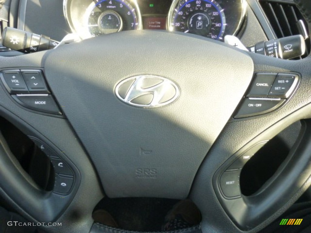 2011 Sonata SE - Midnight Black / Black photo #18