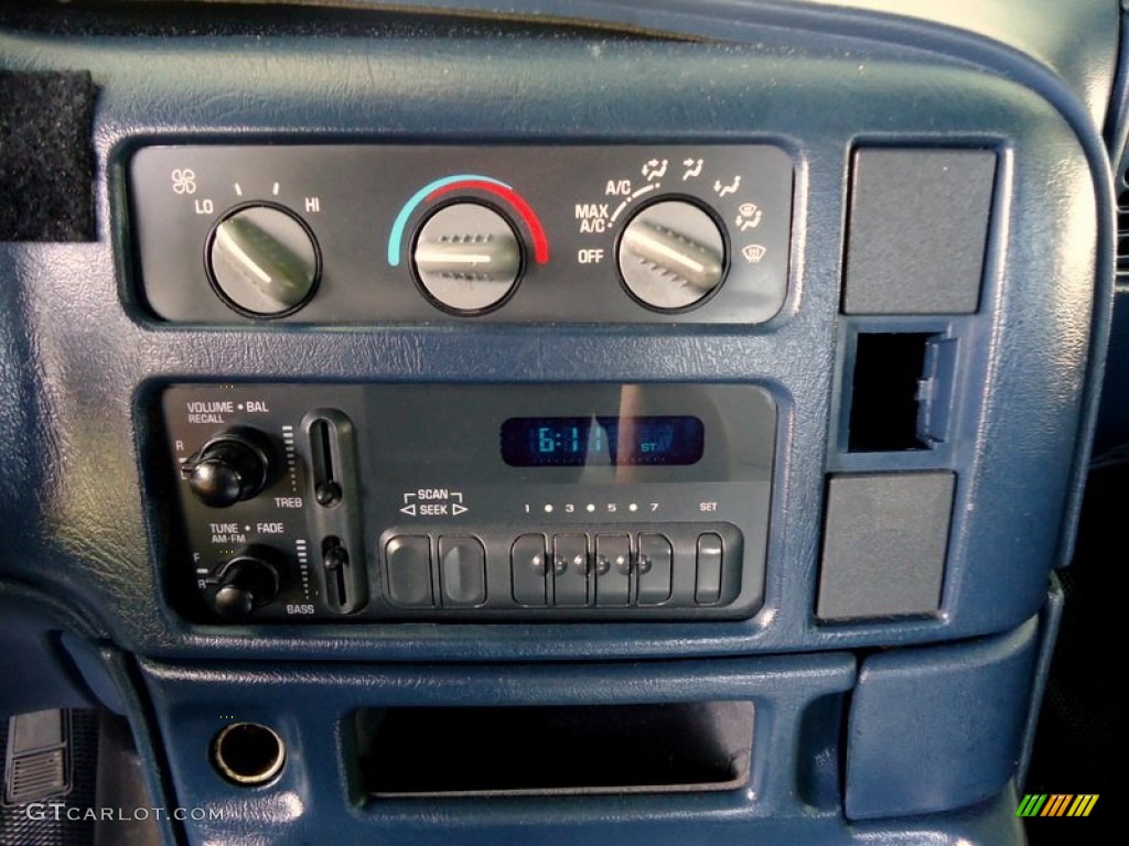 2000 Chevrolet Astro Cargo Van Controls Photos