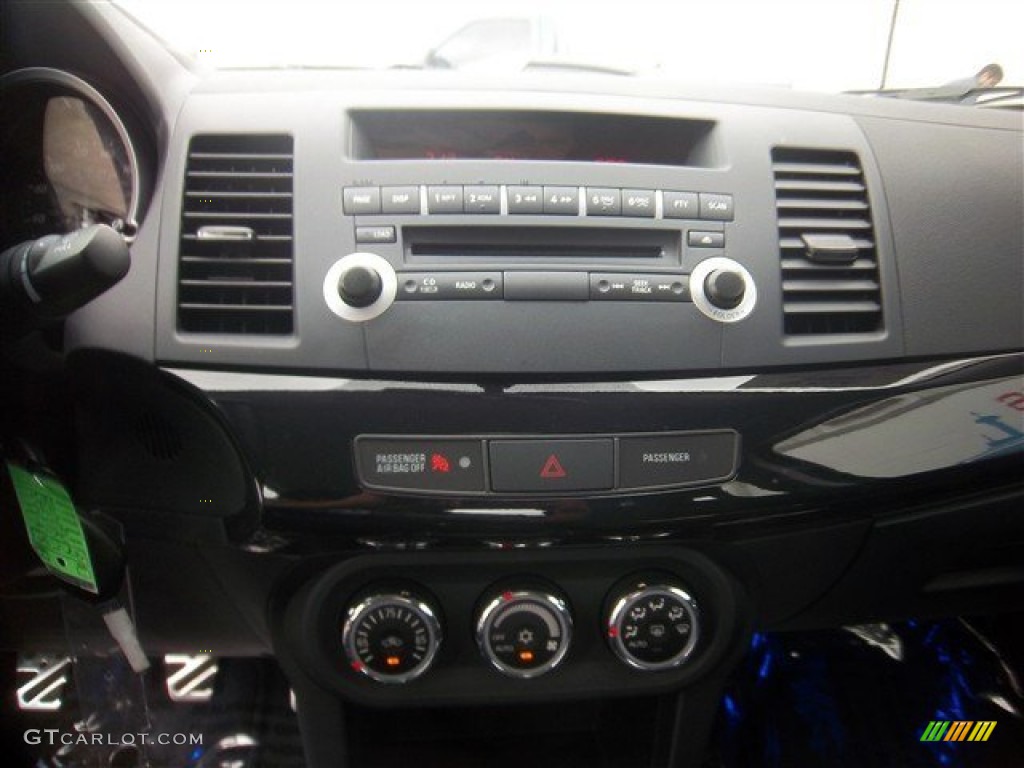 2012 Mitsubishi Lancer Evolution GSR Controls Photo #78790611