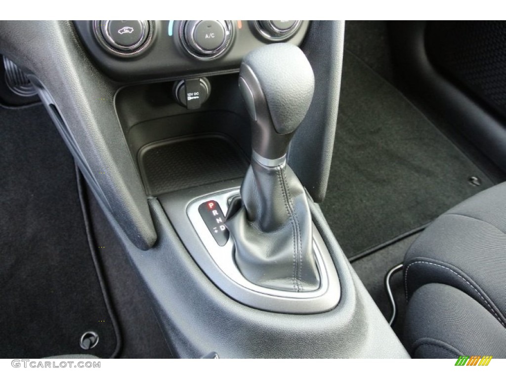2013 Dart SXT - Bright White / Black photo #9