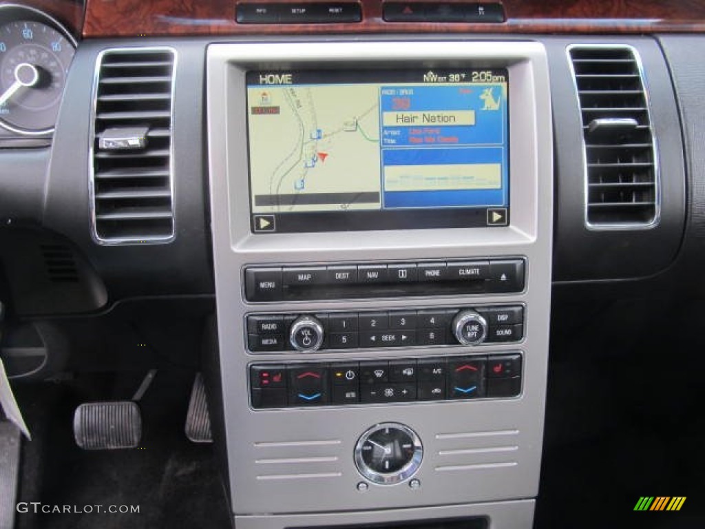 2009 Ford Flex Limited AWD Controls Photos