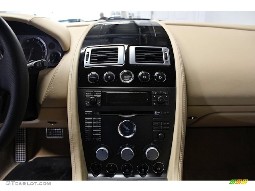 2007 Aston Martin V8 Vantage Coupe Controls Photo #78791652