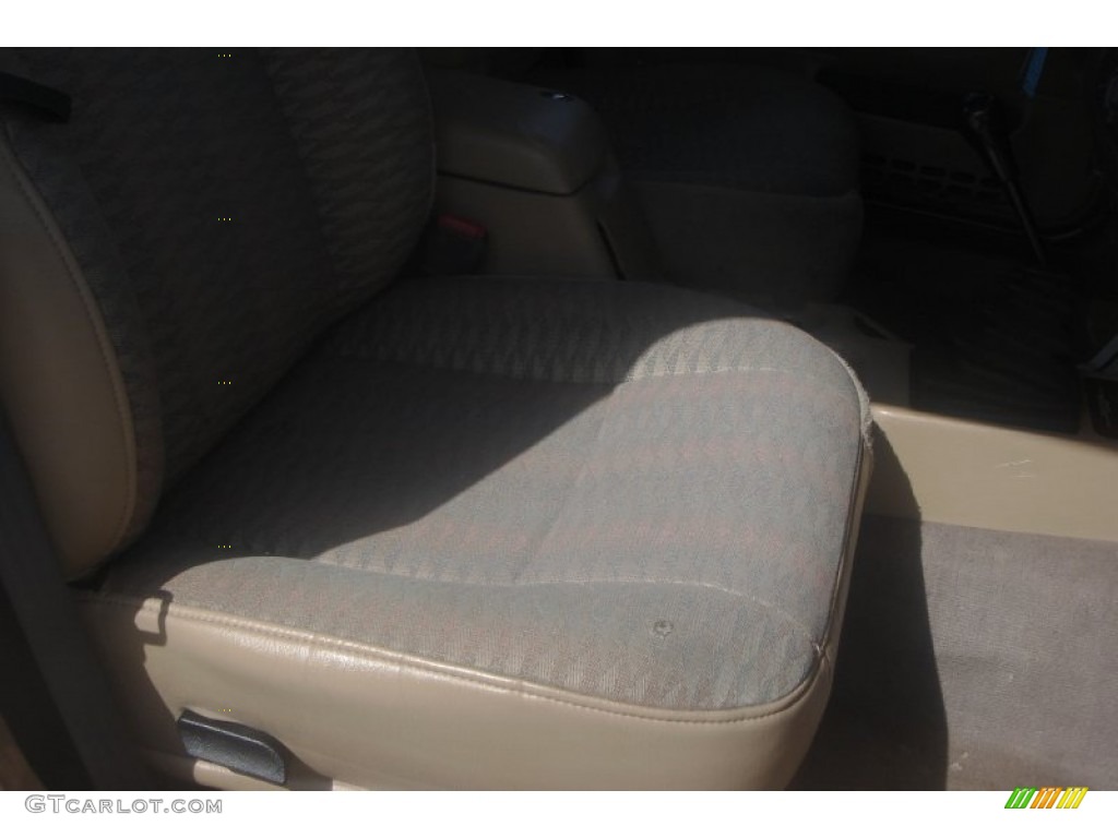 2000 Wrangler SE 4x4 - Desert Sand Pearl / Camel photo #12