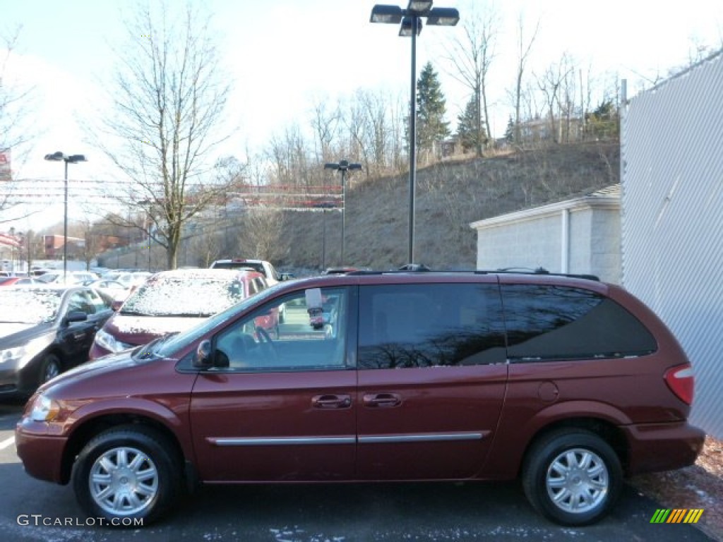 2007 Town & Country Touring - Cognac Crystal Pearl / Medium Slate Gray photo #2