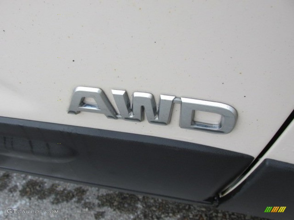 2011 Sorento EX V6 AWD - White Sand Beige / Black photo #3