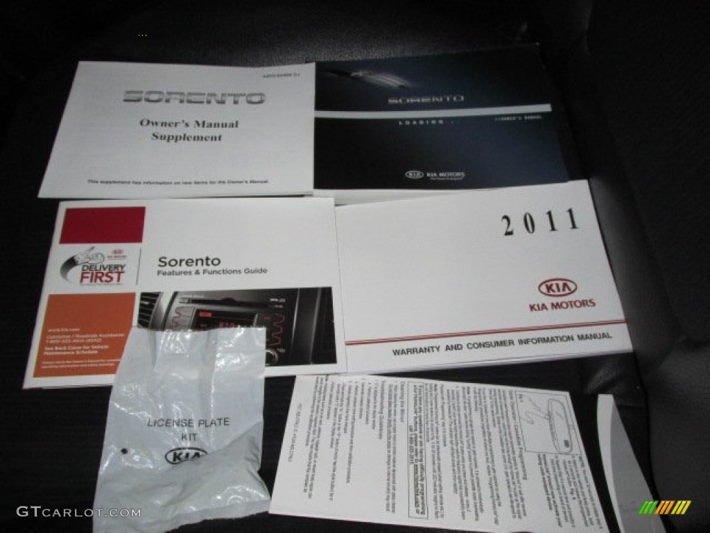 2011 Sorento EX V6 AWD - White Sand Beige / Black photo #22
