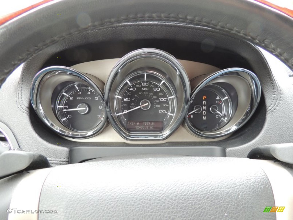 2010 Lincoln MKT FWD Gauges Photo #78795530