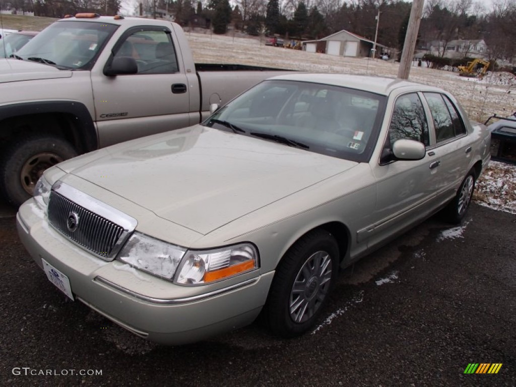 Gold Ash Metallic 2005 Mercury Grand Marquis GS Exterior Photo #78796238