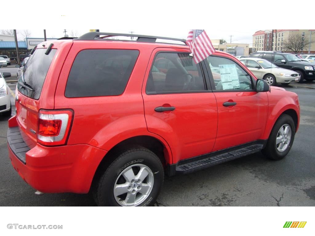 2009 Escape XLT V6 4WD - Torch Red / Stone photo #4