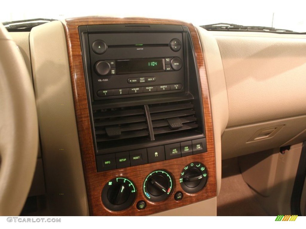 2007 Ford Explorer Eddie Bauer 4x4 Controls Photo #78797891