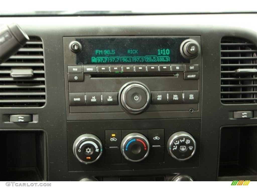 2008 Chevrolet Silverado 1500 LS Crew Cab Controls Photo #78798599