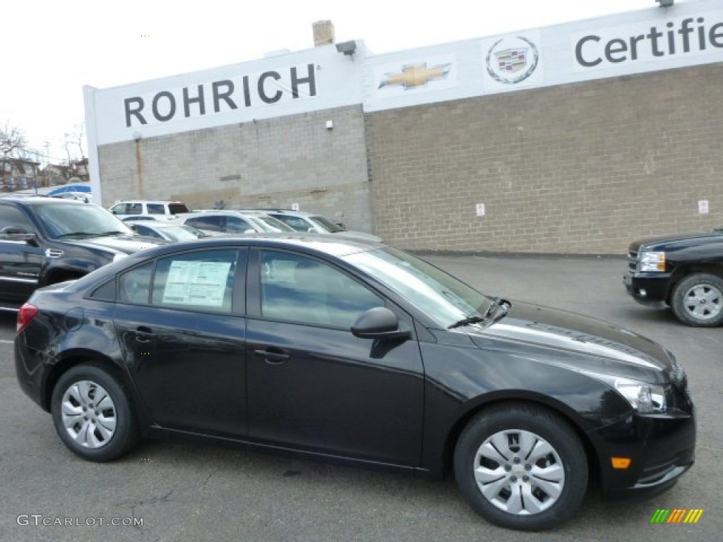 2013 Cruze LS - Black Granite Metallic / Jet Black/Medium Titanium photo #1