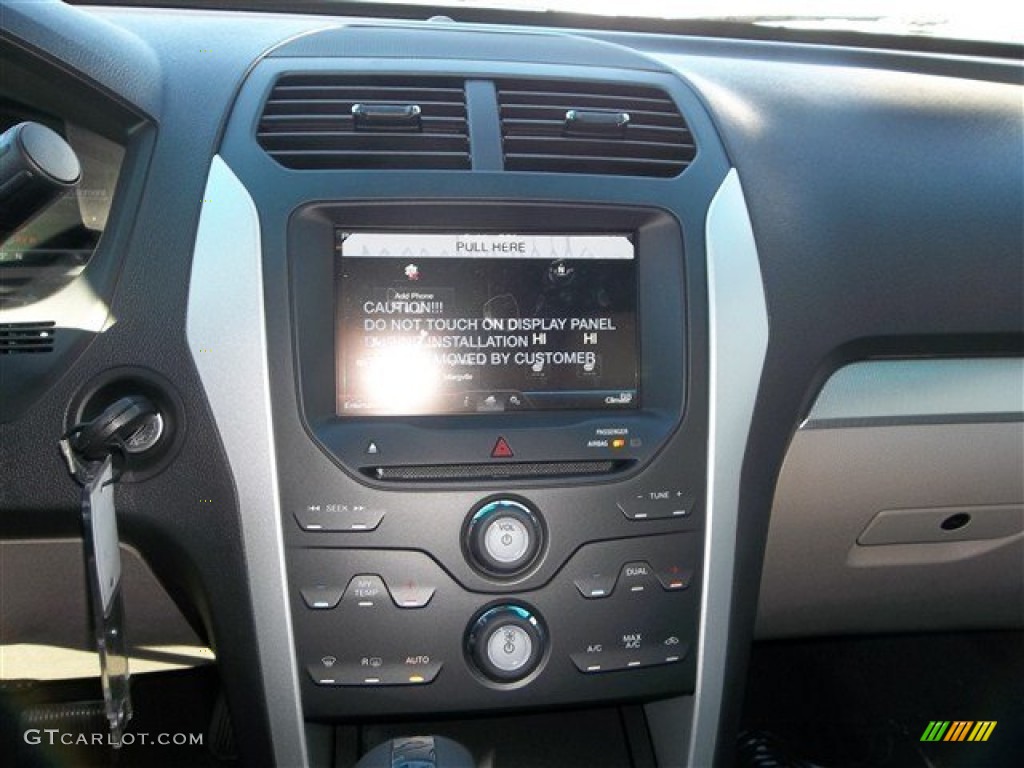 2013 Explorer XLT - Sterling Gray Metallic / Medium Light Stone photo #24