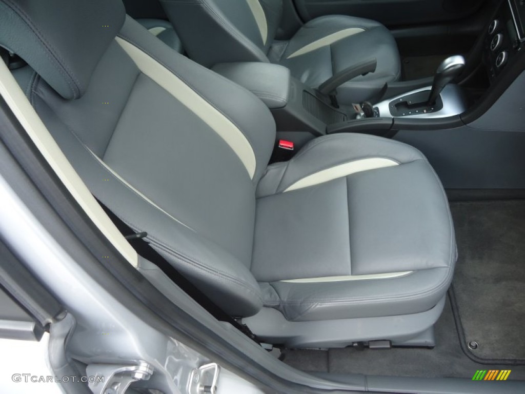 2007 Saab 9-3 Aero SportCombi Wagon Front Seat Photos