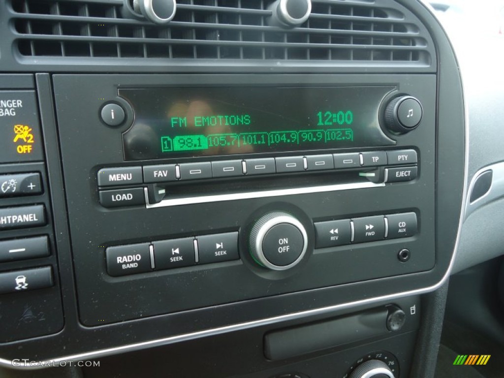 2007 Saab 9-3 Aero SportCombi Wagon Audio System Photo #78801698
