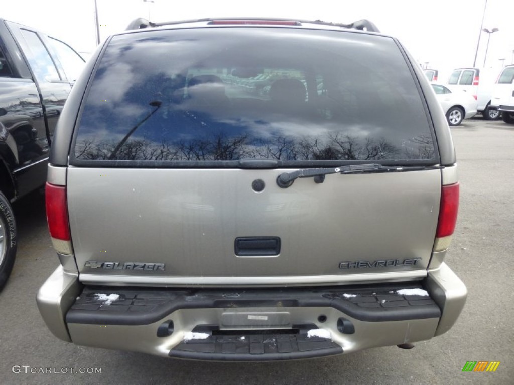 2001 Blazer LS 4x4 - Light Pewter Metallic / Graphite photo #3