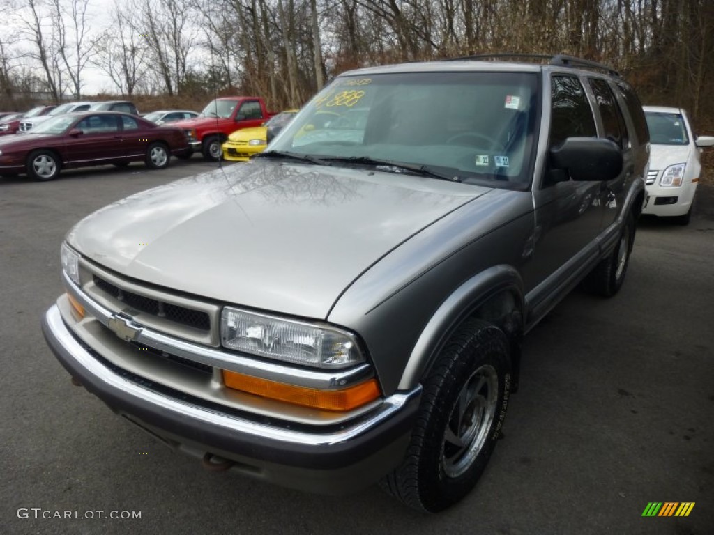 2001 Blazer LS 4x4 - Light Pewter Metallic / Graphite photo #5