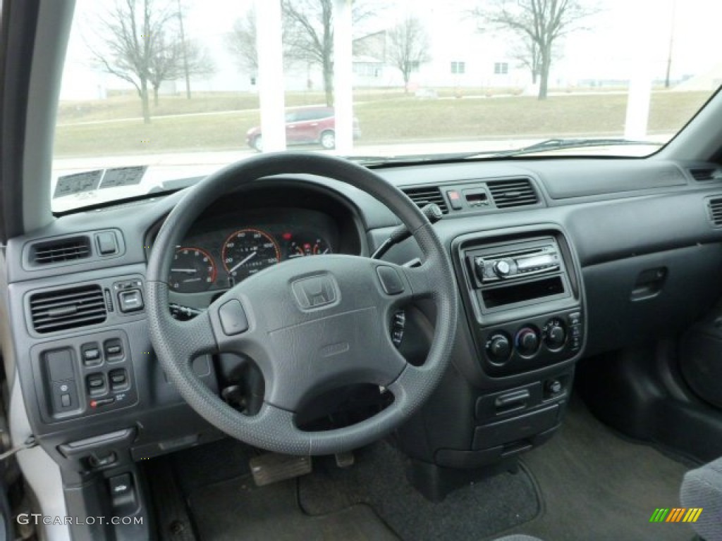 2001 Honda CR-V LX 4WD Dark Gray Dashboard Photo #78805068