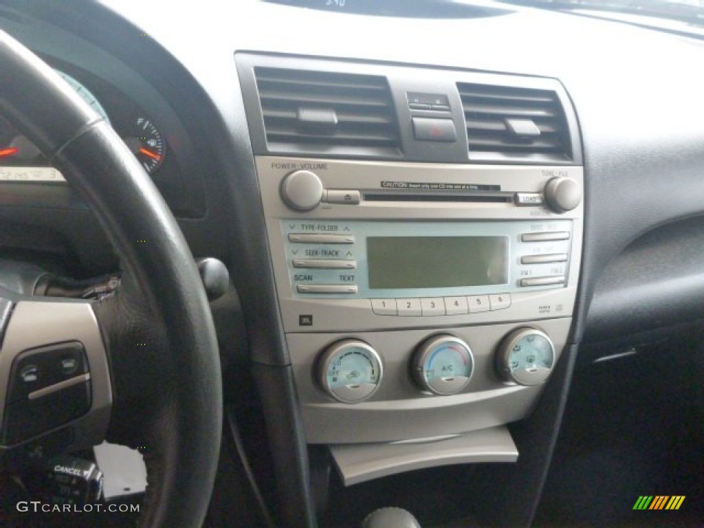 2007 Toyota Camry SE V6 Controls Photo #78805979