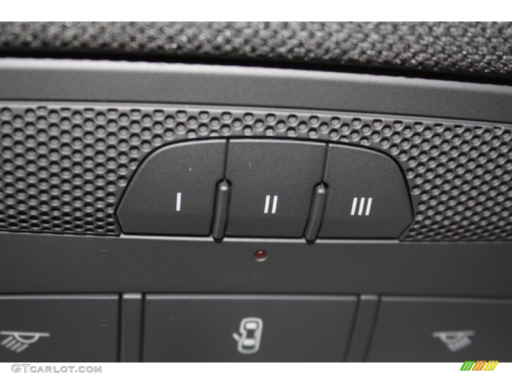 2013 Audi TT 2.0T quattro Coupe Controls Photo #78808511