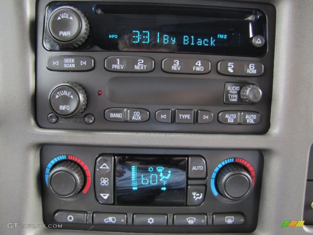 2006 GMC Yukon Denali AWD Controls Photo #78808997