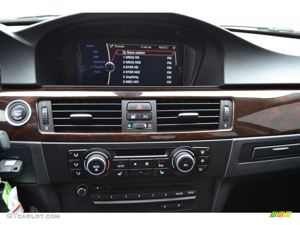 2011 BMW 3 Series 335d Sedan Controls Photos