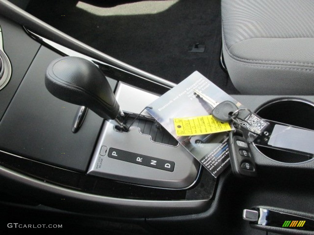 2013 Elantra GLS - Titanium Gray Metallic / Gray photo #9