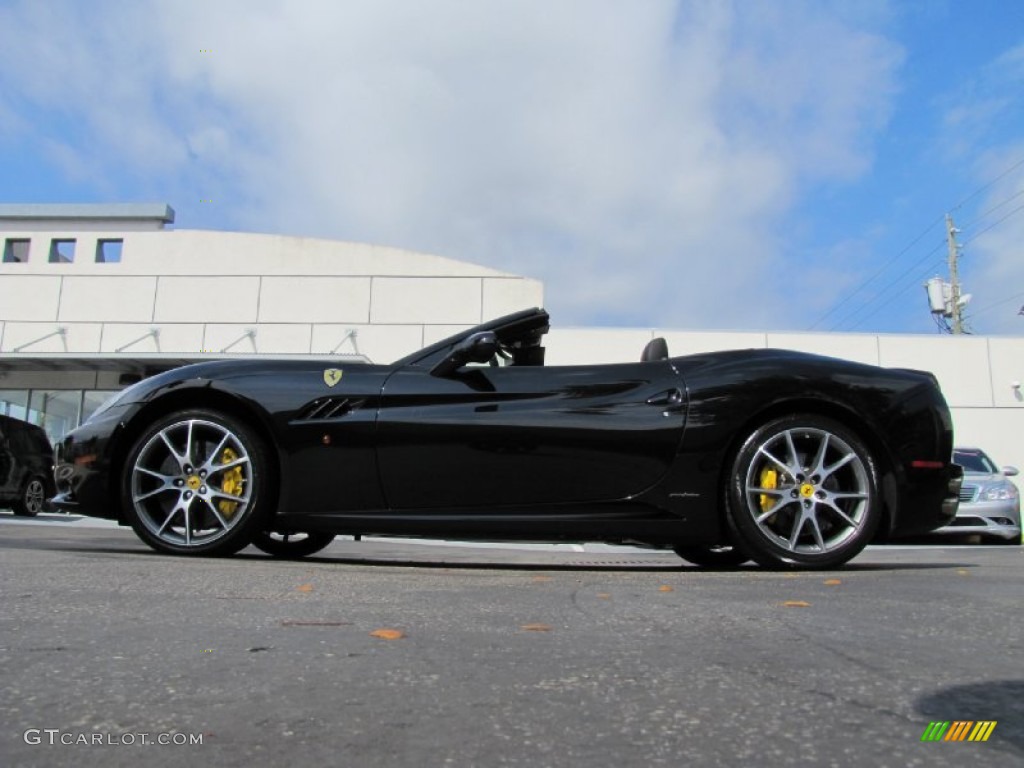 Nero Daytona (Black Metallic) 2011 Ferrari California Standard California Model Exterior Photo #78811850