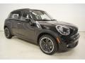 Absolute Black - Cooper S Countryman Photo No. 2