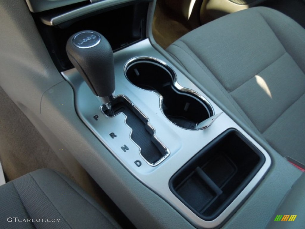 2011 Grand Cherokee Laredo - Mineral Gray Metallic / Dark Graystone/Medium Graystone photo #12