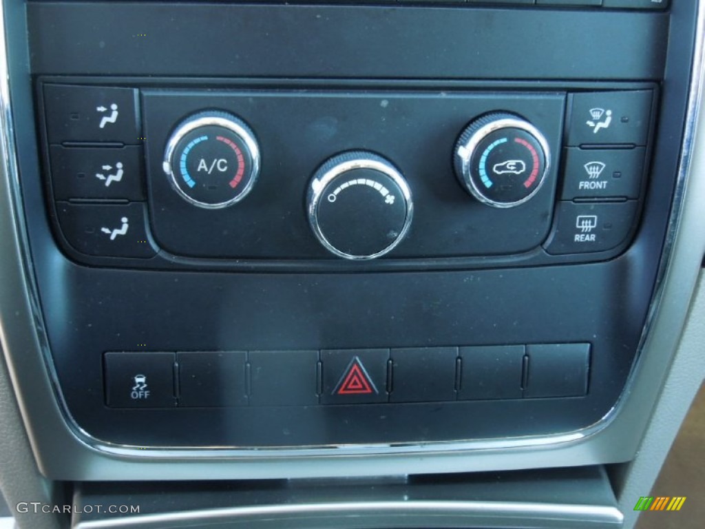 2011 Grand Cherokee Laredo - Mineral Gray Metallic / Dark Graystone/Medium Graystone photo #13