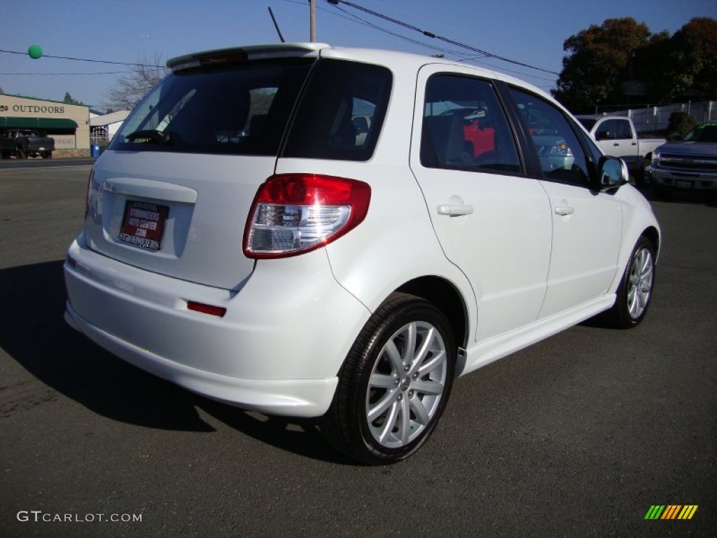 2012 SX4 SportBack - White Water Pearl / Black photo #7